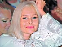 Елена Корикова: Меня оскорбляют обвинения в том, что я пользовалась пластической хирургией! 